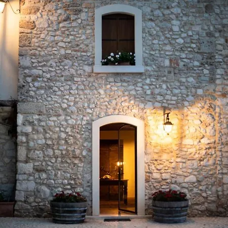 San Calisto Con Vigna Popoli